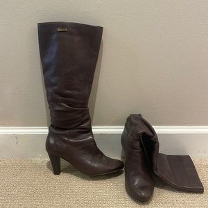Westies dark brown heeled boots
